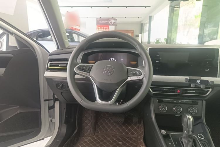 Used Volkswagen Lavida 2024 300TSI DSG Full-Comfort Edition Steering Wheel
