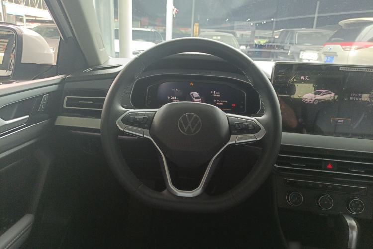 Used Volkswagen Lavida 2024 1.5L Automatic Starry Sky 5 Million Edition Steering Wheel