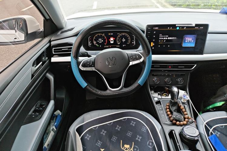 Used Volkswagen Lavida 2024 1.5L Automatic Starry Sky 5 Million Edition Steering Wheel