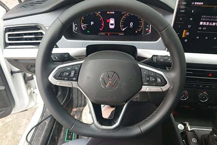 Used Volkswagen Lavida 2024 1.5L Automatic Starry Sky 5 Million Edition Steering Wheel