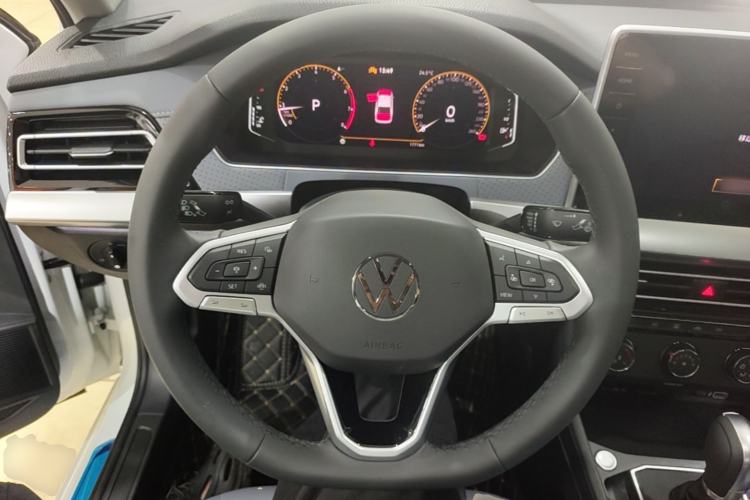 Used Volkswagen Lavida 2024 1.5L Automatic Starry Sky 5 Million Edition Steering Wheel