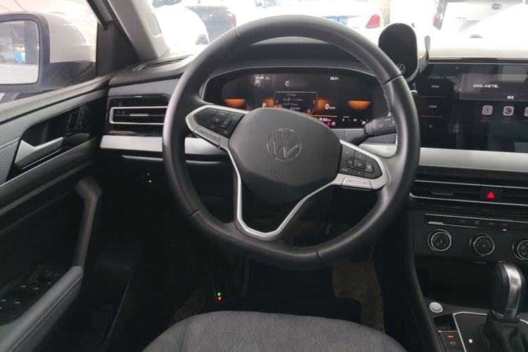 Used Volkswagen Lavida 2024 300TSI DSG Full-Comfort Edition Steering Wheel