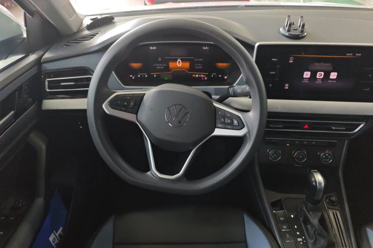 Used Volkswagen Lavida 2024 1.5L Automatic DeYi Edition Steering Wheel