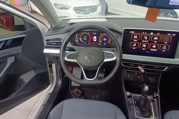 Used Volkswagen Lavida 2024 1.5L Automatic Starry Sky 5 Million Edition Steering Wheel