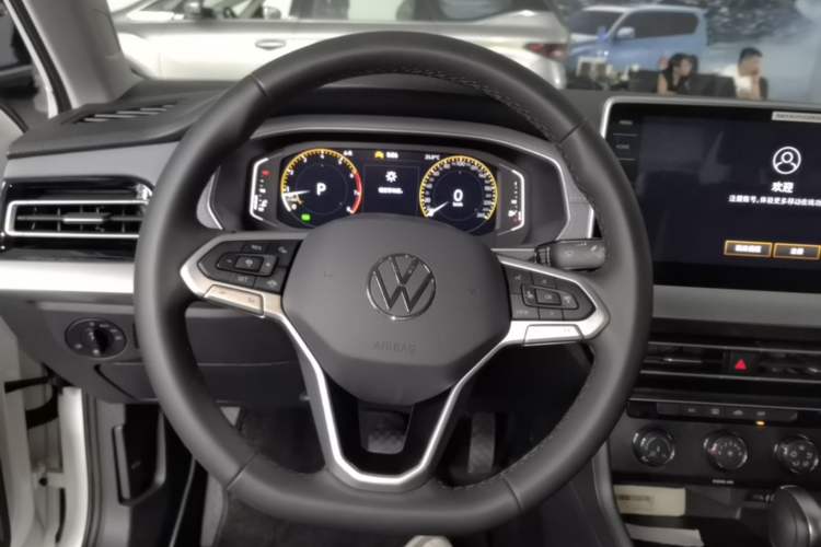 Used Volkswagen Lavida 2024 1.5L Automatic Starry Sky 5 Million Edition Steering Wheel