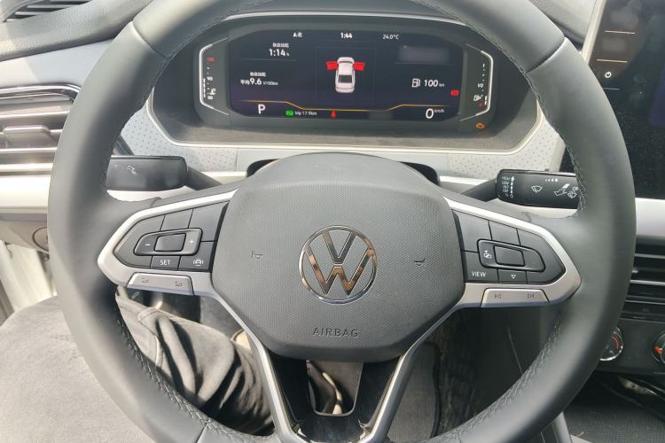Used Volkswagen Lavida 2024 1.5L Automatic Starry Sky 5 Million Edition Steering Wheel