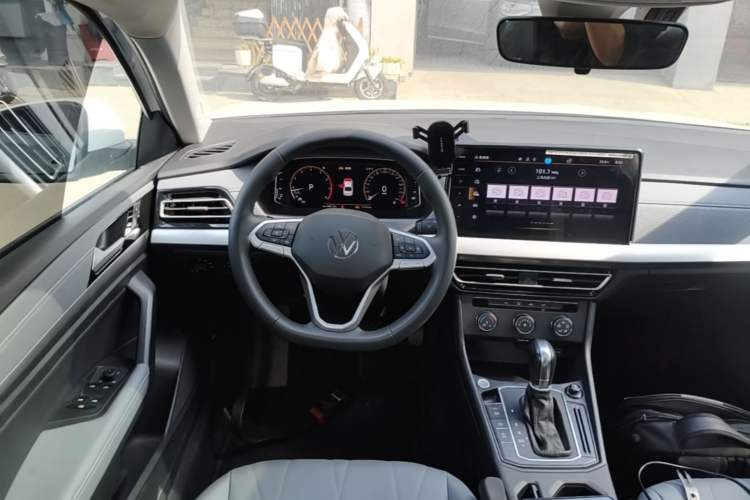 Used Volkswagen Lavida 2024 1.5L Automatic 5 Million Edition Steering Wheel