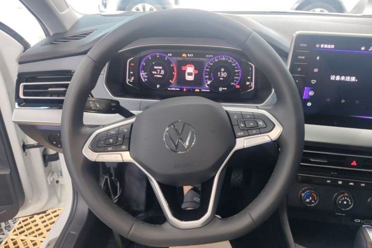 Used Volkswagen Lavida 2024 1.5L Automatic Starry Sky 5 Million Edition Steering Wheel