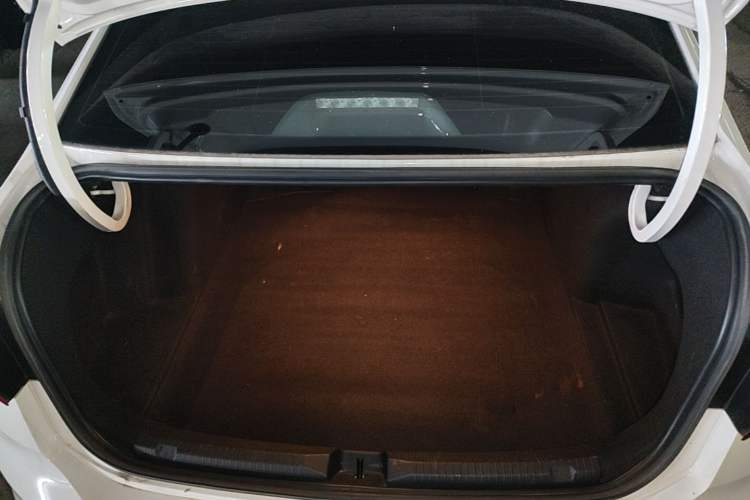 Used Volkswagen Lavida 2024 1.5L Automatic DeYi Edition Trunk