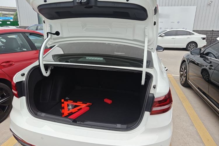 Used Volkswagen Lavida 2024 300TSI DSG Starry Sky Leading Edition Trunk