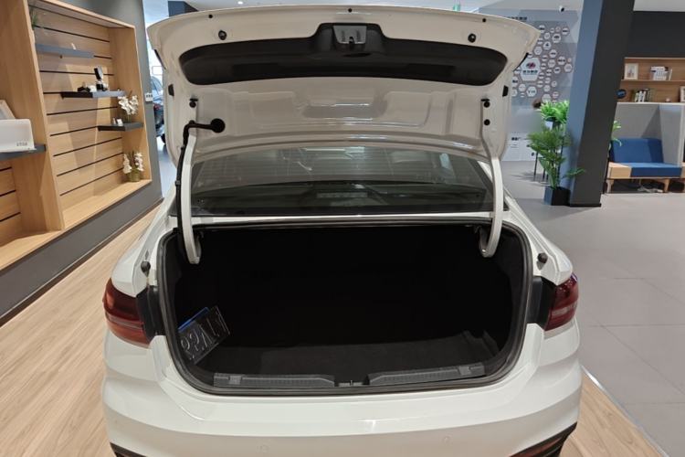 Used Volkswagen Lavida 2024 1.5L Automatic DeYi Edition Trunk