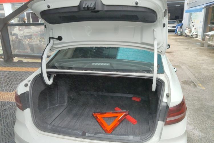 Used Volkswagen Lavida 2024 300TSI DSG Starry Sky Leading Edition Trunk
