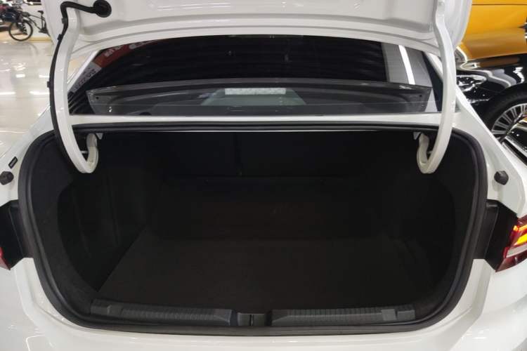 Used Volkswagen Lavida 2024 300TSI DSG Starry Sky Leading Edition Trunk