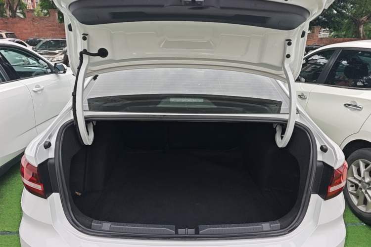 Used Volkswagen Lavida 2024 1.5L Automatic DeYi Edition Trunk