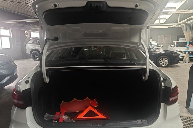 Used Volkswagen Lavida 2024 300TSI DSG Starry Sky Leading Edition Trunk