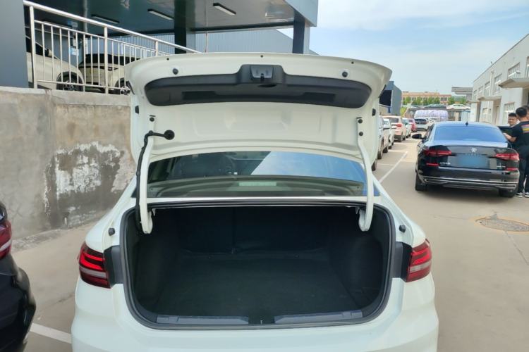 Used Volkswagen Lavida 2024 1.5L Automatic DeYi Edition Trunk