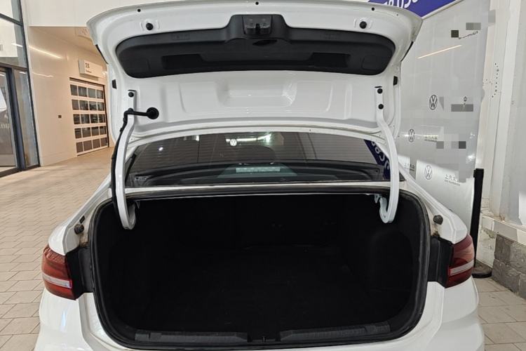 Used Volkswagen Lavida 2024 1.5L Automatic DeYi Edition Trunk