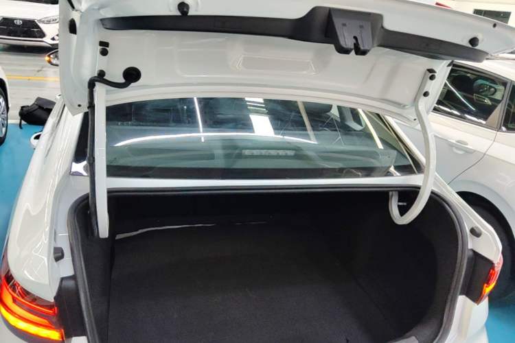 Used Volkswagen Lavida 2024 1.5L Automatic 5 Million Edition Trunk