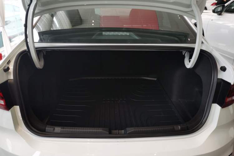 Used Volkswagen Lavida 2024 300TSI DSG Starry Sky Leading Edition Trunk