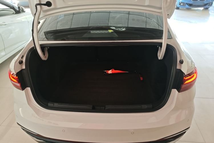 Used Volkswagen Lavida 2024 1.5L Automatic Starry Sky 5 Million Edition Trunk