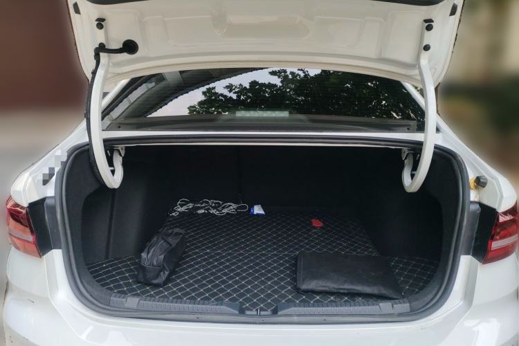 Used Volkswagen Lavida 2024 300TSI DSG Starry Sky Leading Edition Trunk