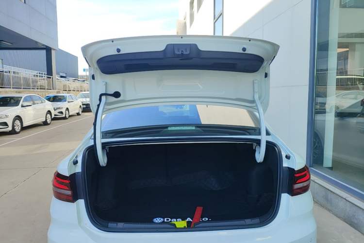 Used Volkswagen Lavida 2024 300TSI DSG Starry Sky Leading Edition Trunk