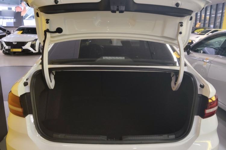 Used Volkswagen Lavida 2024 300TSI DSG Starry Sky Deluxe Edition Trunk