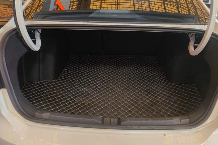 Used Volkswagen Lavida 2024 300TSI DSG Full-Comfort Edition Trunk