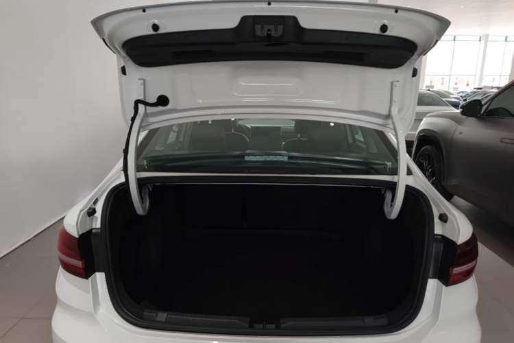 Used Volkswagen Lavida 2024 300TSI DSG Starry Sky Leading Edition Trunk