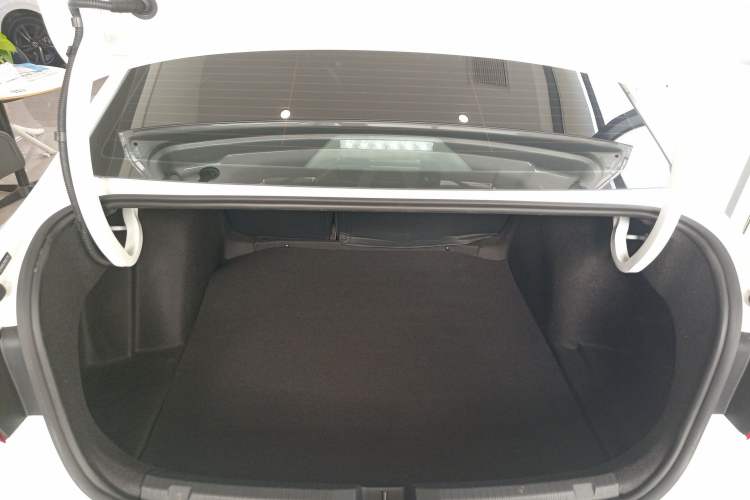 Used Volkswagen Lavida 2024 300TSI DSG Starry Sky Leading Edition Trunk