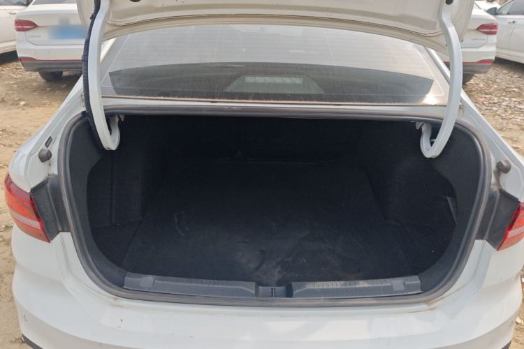 Used Volkswagen Lavida 2024 1.5L Automatic DeYi Edition Trunk