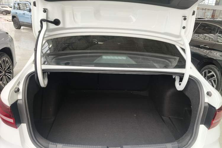 Used Volkswagen Lavida 2024 300TSI DSG Starry Sky Leading Edition Trunk