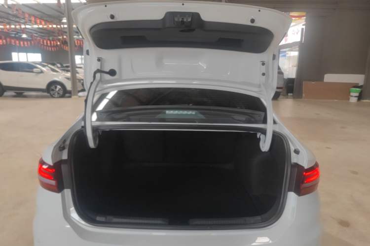 Used Volkswagen Lavida 2024 1.5L Automatic Starry Sky 5 Million Edition Trunk