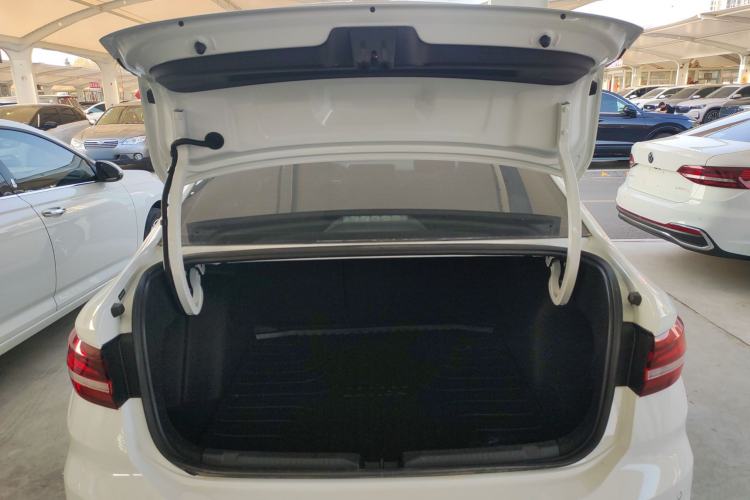 Used Volkswagen Lavida 2024 1.5L Automatic Starry Sky 5 Million Edition Trunk