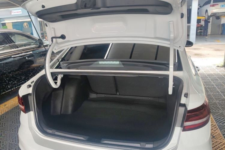 Used Volkswagen Lavida 2024 1.5L Automatic Starry Sky 5 Million Edition Trunk