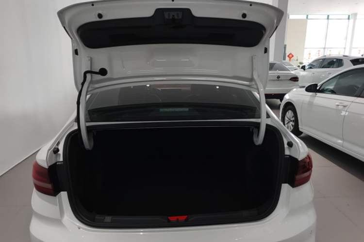 Used Volkswagen Lavida 2024 300TSI DSG Starry Sky Leading Edition Trunk