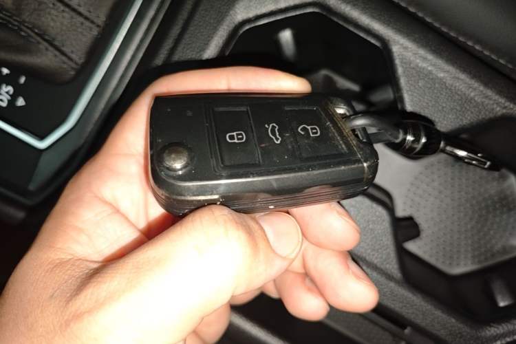Used Volkswagen Lavida 2024 1.5L Automatic Starry Sky 5 Million Edition Vehicle Key