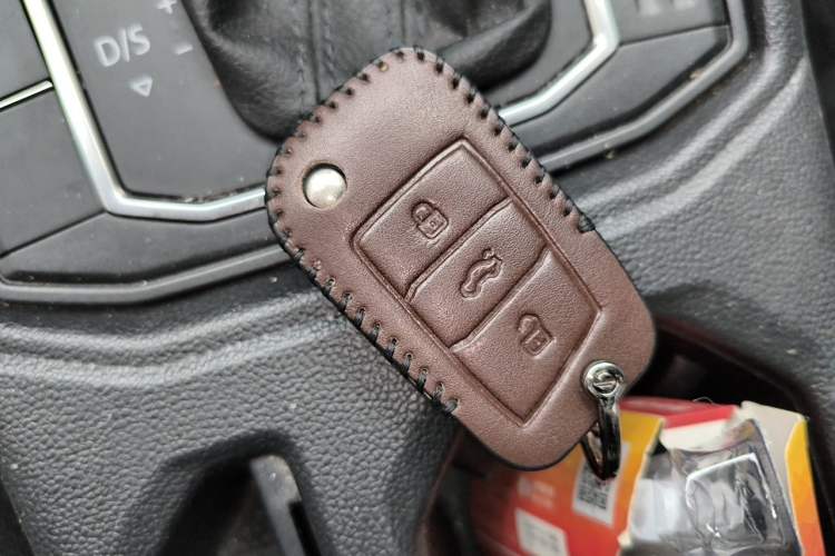 Used Volkswagen Lavida 2024 1.5L Automatic Starry Sky 5 Million Edition Vehicle Key