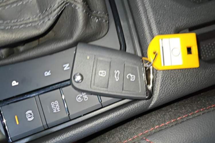 Used Volkswagen Lavida 2024 300TSI DSG Starry Sky Deluxe Edition Vehicle Key