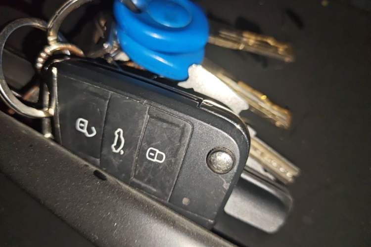 Used Volkswagen Lavida 2024 1.5L Automatic Starry Sky 5 Million Edition Vehicle Key