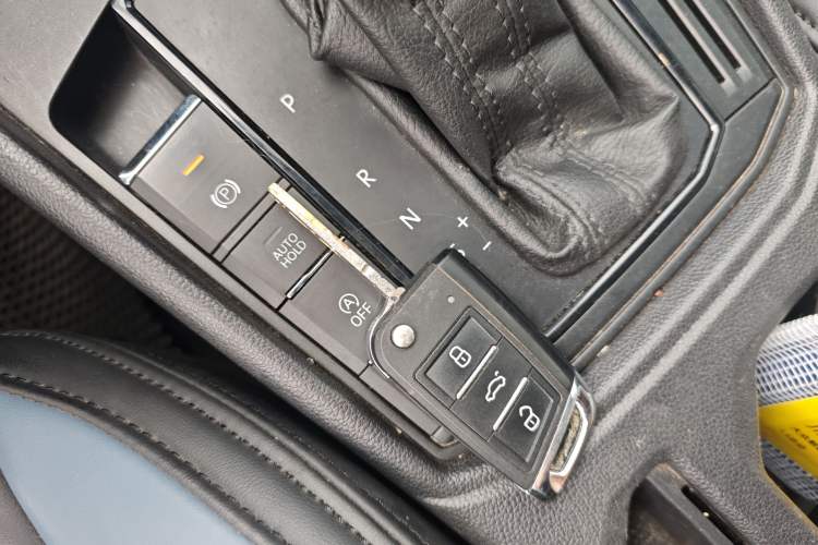 Used Volkswagen Lavida 2024 1.5L Automatic DeYi Edition Vehicle Key