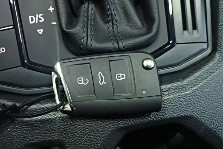 Used Volkswagen Lavida 2024 300TSI DSG Starry Sky Deluxe Edition Vehicle Key