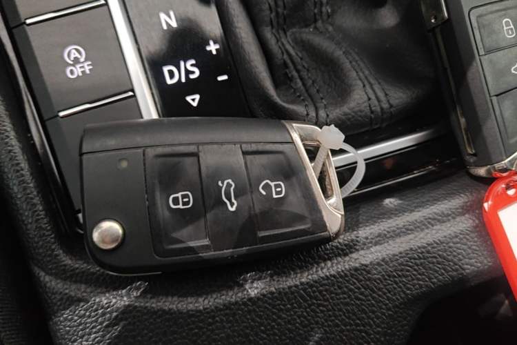 Used Volkswagen Lavida 2024 300TSI DSG Starry Sky Leading Edition Vehicle Key