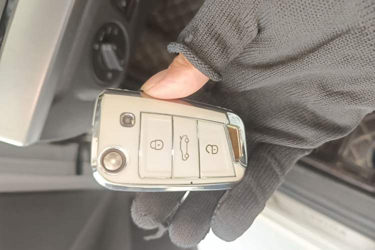Used Volkswagen Lavida 2024 300TSI DSG Full-Comfort Edition Vehicle Key