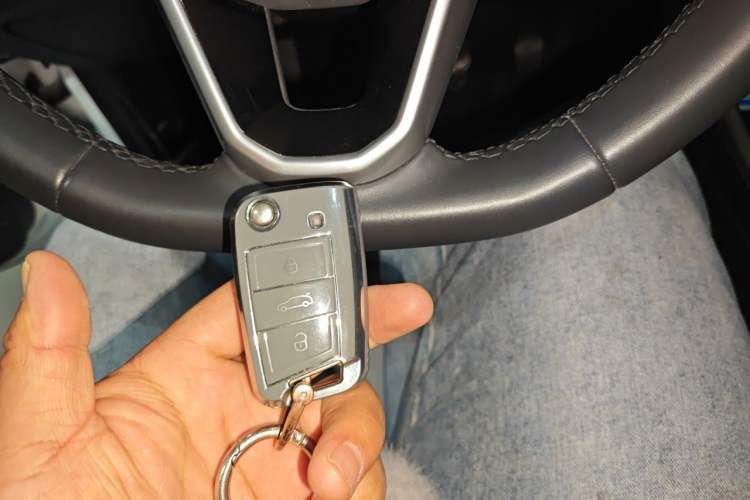 Used Volkswagen Lavida 2024 1.5L Automatic Starry Sky 5 Million Edition Vehicle Key