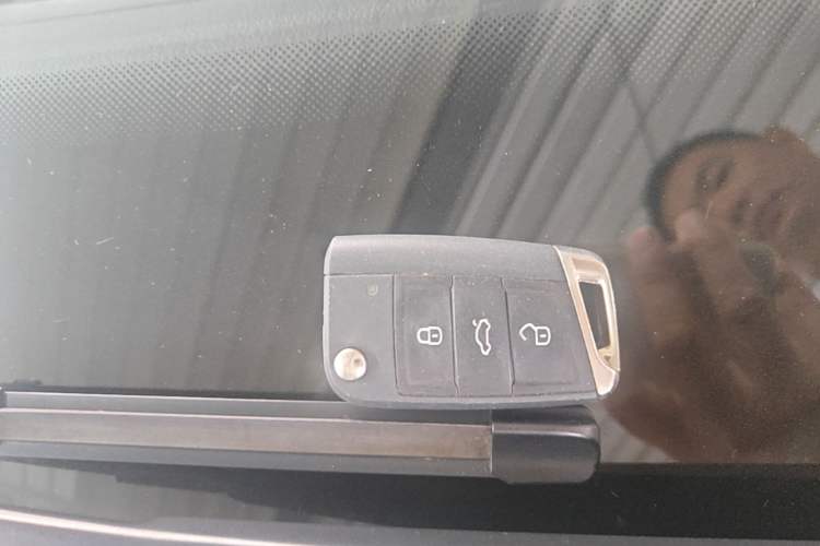 Used Volkswagen Lavida 2024 300TSI DSG Starry Sky Leading Edition Vehicle Key