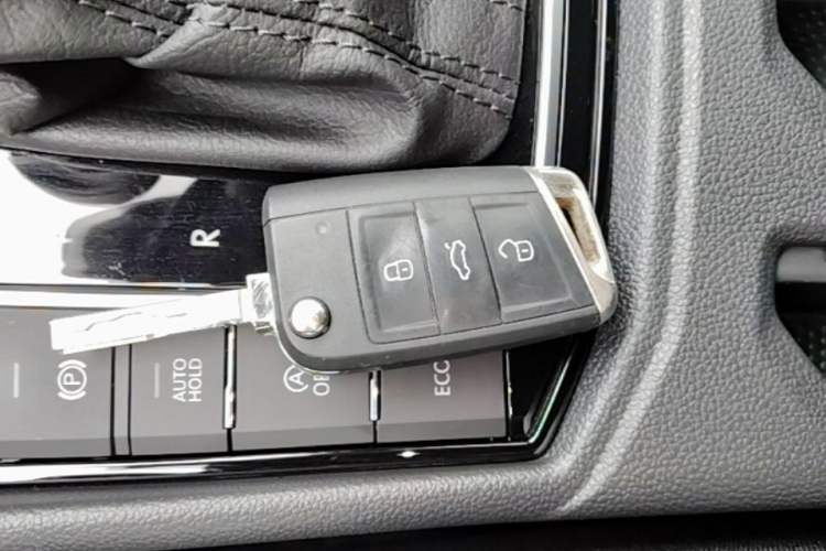 Used Volkswagen Lavida 2024 300TSI DSG Starry Sky Leading Edition Vehicle Key