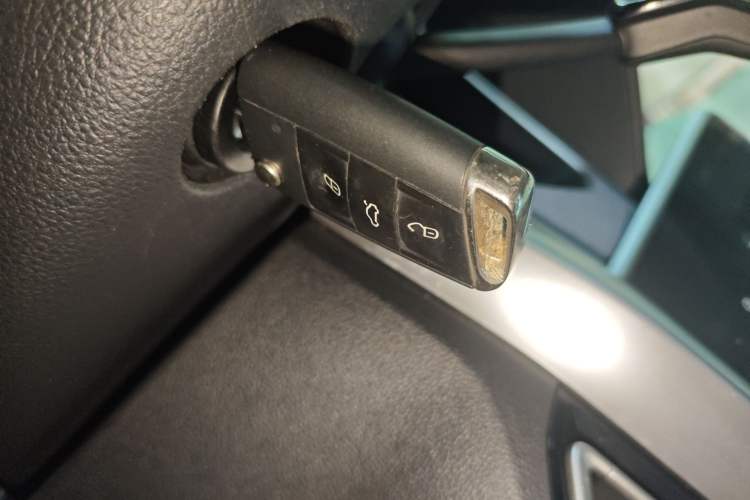 Used Volkswagen Lavida 2024 1.5L Automatic DeYi Edition Vehicle Key