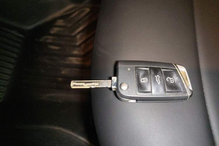 Used Volkswagen Lavida 2024 1.5L Automatic DeYi Edition Vehicle Key