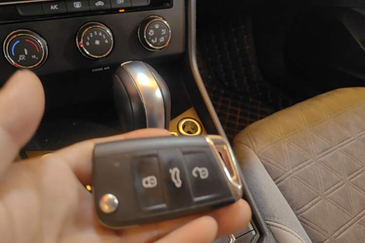 Used Volkswagen Lavida 2024 300TSI DSG Full-Comfort Edition Vehicle Key